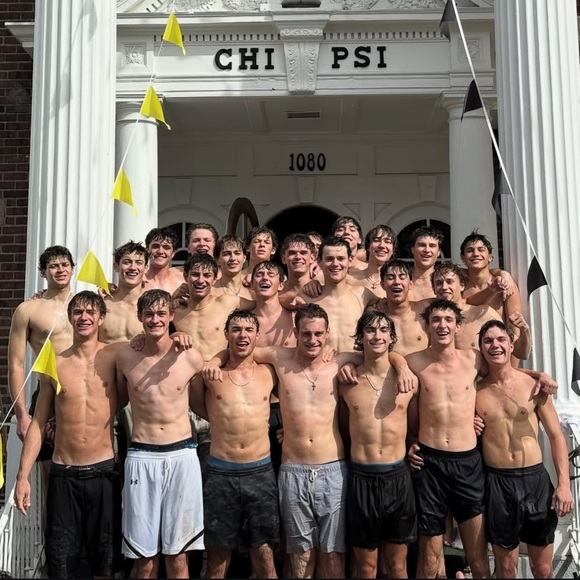 AUTHENTIC MAISON MARTIN MARGIELA HAS BEEN APPROVED BY POSHMARK POSH AUTHENTICATE - Picture 1 of 4